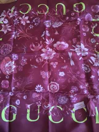 Foulard in pura seta Gucci originale