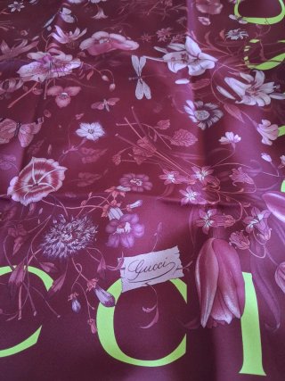 Foulard in pura seta Gucci originale