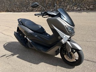 Yamaha NMAX 125cc Gris