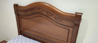 Dormitorio individual de madera