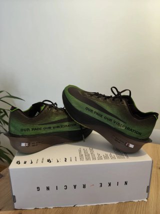 ULTIMO DIA!! T42 Nike Zoom Vaporfly Next% 4 verdes
