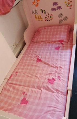 2 camas individuales infantiles