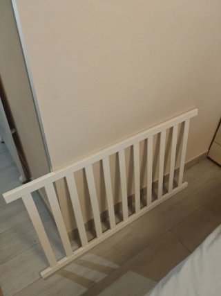 Cuna de bebé blanca con osito + colchon