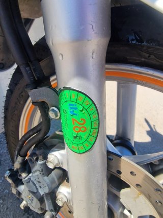 Suzuki Sixteen 125 Scooter Blanco/Marrón