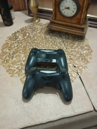 PS4 Slim 1TB + 2 Mandos + 3 Juegos (Trato en mano)