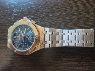 Reloj DIESEL Negro y Dorado