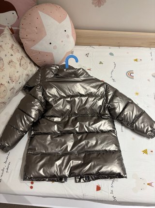 Chaqueta niña plateada con capucha