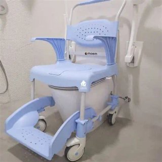 Silla WC y ducha con ruedas a estrenar