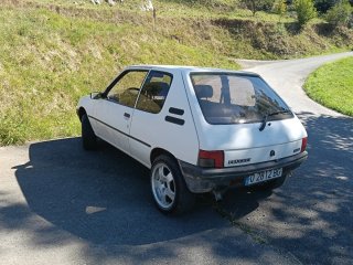 Peugeot 205 1996