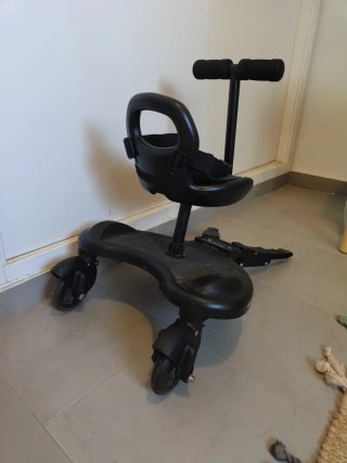 Patinete universal para carrito.