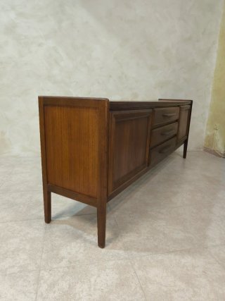 Aparador de teca Mid Century
