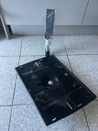 Televisión Nevir LED 22 TDT HD y DVD con soporte