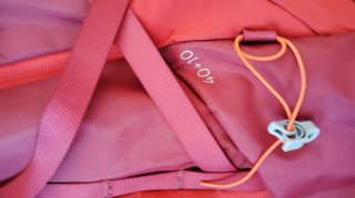 Mochila Decathlon 40+10 Ajustable