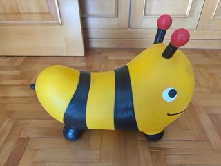 Abeja saltarina hinchable B. Boing