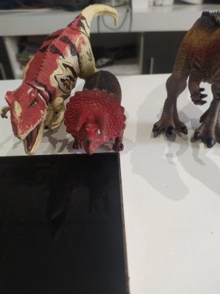 Lote de 3 dinosaurios de juguete