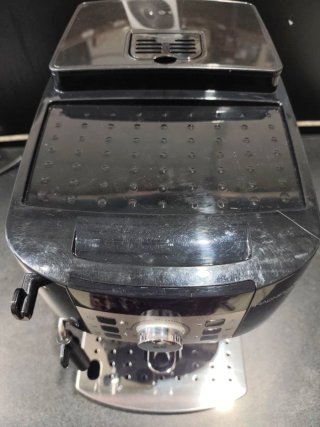 Cafetera DeLonghi Magnifica S Superautomática