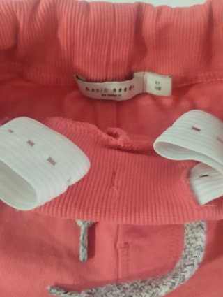 2 Pantalones cortos ,T-6-7.