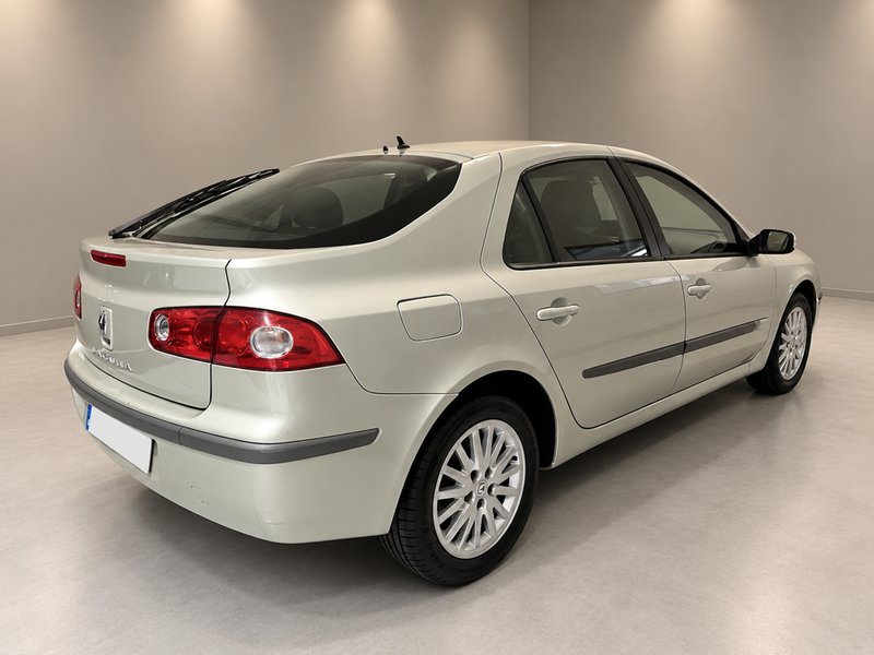 Renault Laguna 2.0 dCi Confort Expression 2006, foto 3