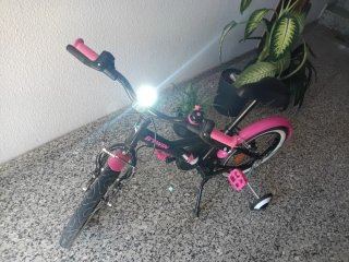 Bicicleta infantil B'Twin 16 rosa/negra