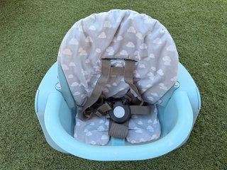 Trona Stokke Steps Baby Set