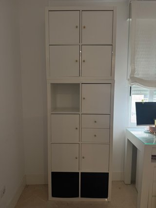 Mueble Estantería modular Ikea blanca. 12 cubos