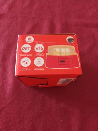 Luz de emergencia V16 Geolocalizable DGT