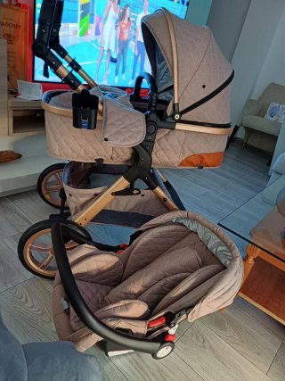 Carrito de bebé con silla de coche