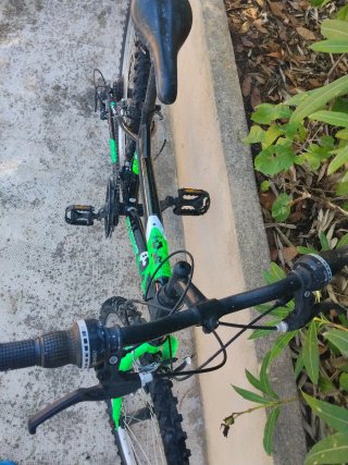 Bicicleta niño 24  pulgadas para edad de 8-12 años