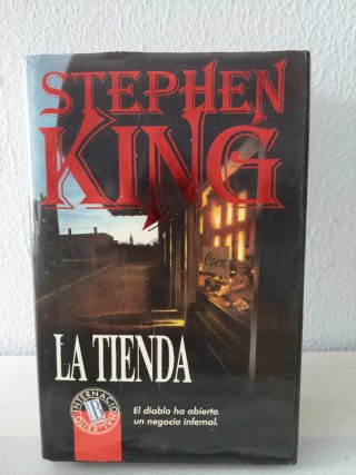 Novela Stephen King.La tienda 16cm×24