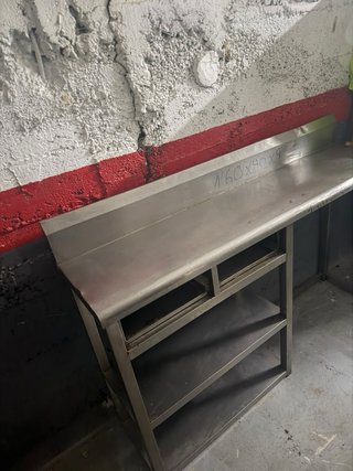 Mesa de acero 160x40x95