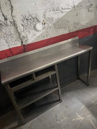 Mesa de acero 160x40x95