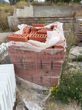 Ladrillo perforado cara vista rojo
