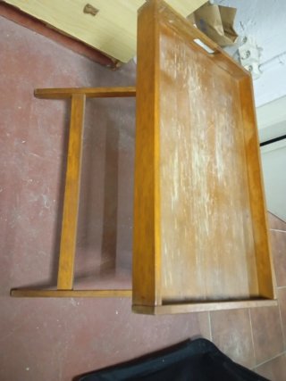Mesita auxiliar plegable de madera