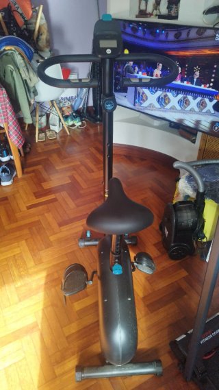 Bicicleta Estática Negra