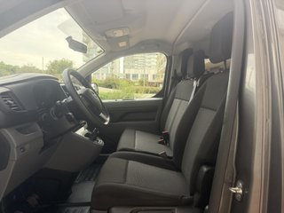 Opel Vivaro 2021 9 plazas