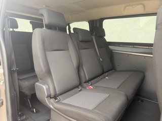 Opel Vivaro 2021 9 plazas