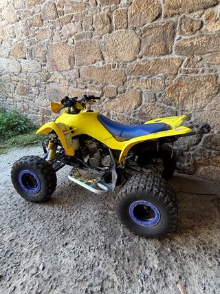 Suzuki LTZ 400