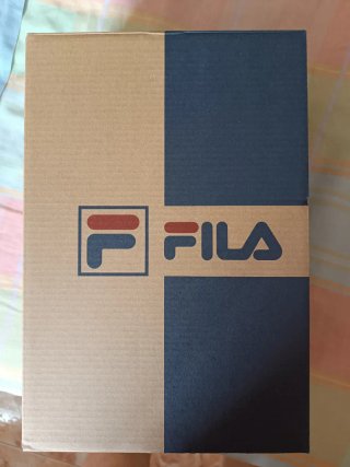 Tenis/zapatillas a estrenar Fila, talla 36