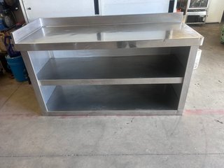 Mesa de acero inoxidable con 2 baldas