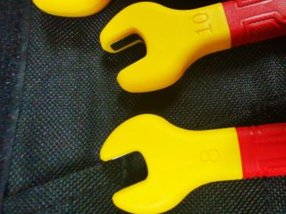 Juego de 4 llaves fijas VDE Bosch