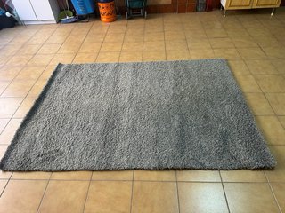 Alfombra pelo medio