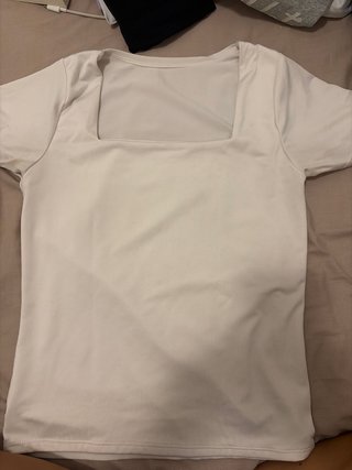 Blusa blanca escote cuadrado