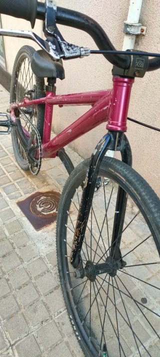 Bicicleta BMX Race Mini de la marc DK Bikes – 20"