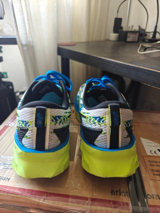 Asics Novablast 2 - Taglia 44.5