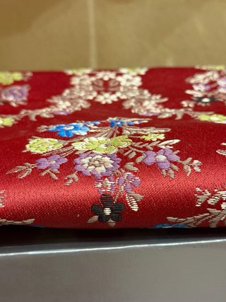 Falda de fallera con zapatos y tela