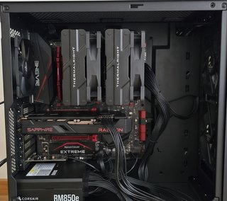 PC  i7 6850K | 32 GB Ram / RX 6600 8GB