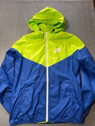 Chándal Nike con capucha azul y verde