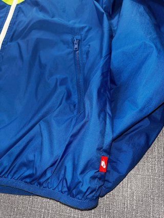 Chándal Nike con capucha azul y verde