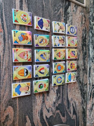 Lote cromos Liga Este 26-27 sin repetidos