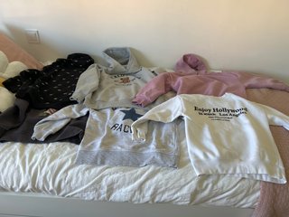 Lote 5 sudaderas + 1 Nike negra niña